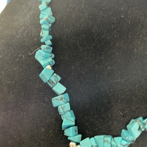 Turquoise Necklace - Picture 4 of 8